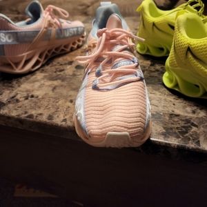 Brand new soso shoes